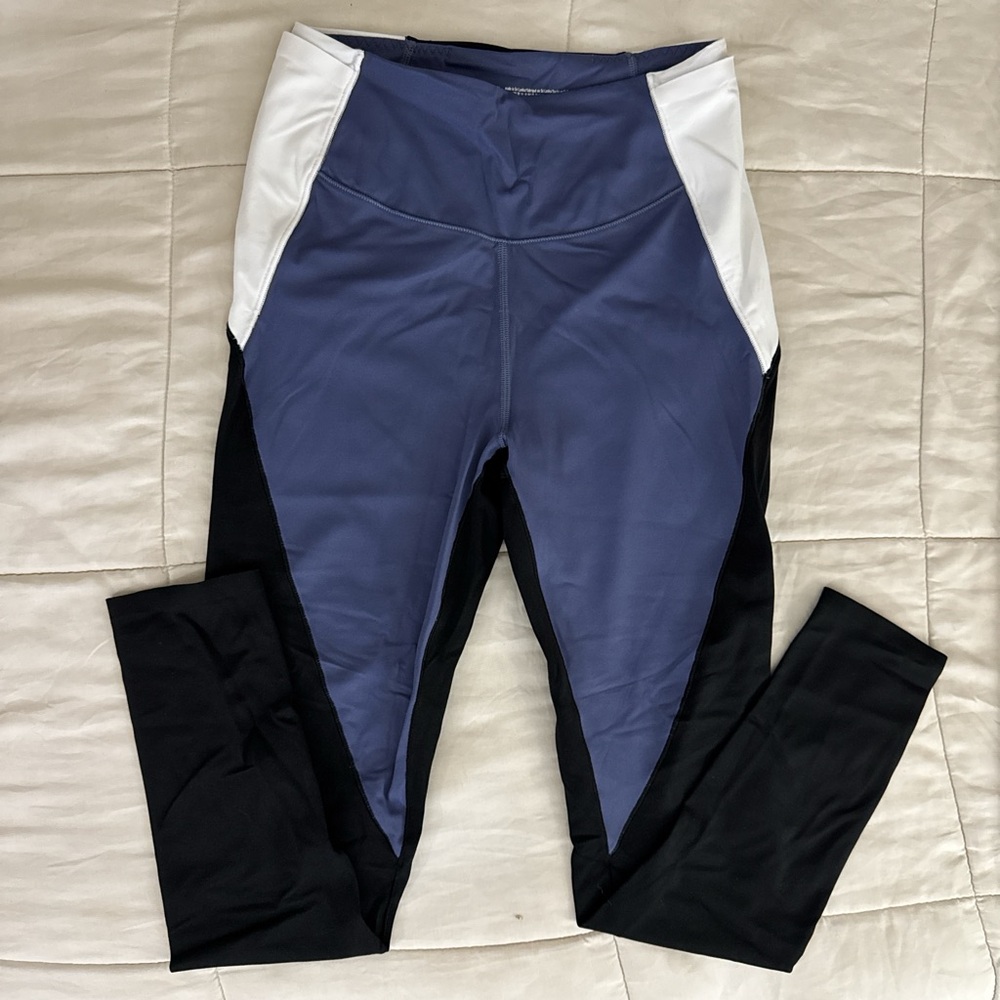 Victoria’s Secret Colorblock Leggings